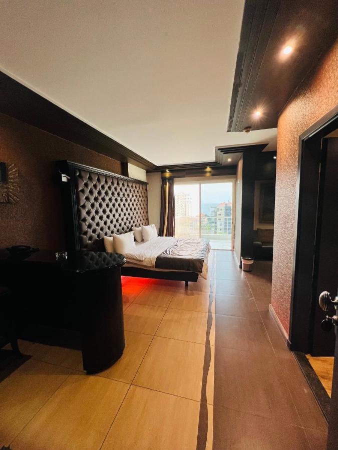 Dolls Hotel By Eurostars (Adults Only) Jounieh Bagian luar foto