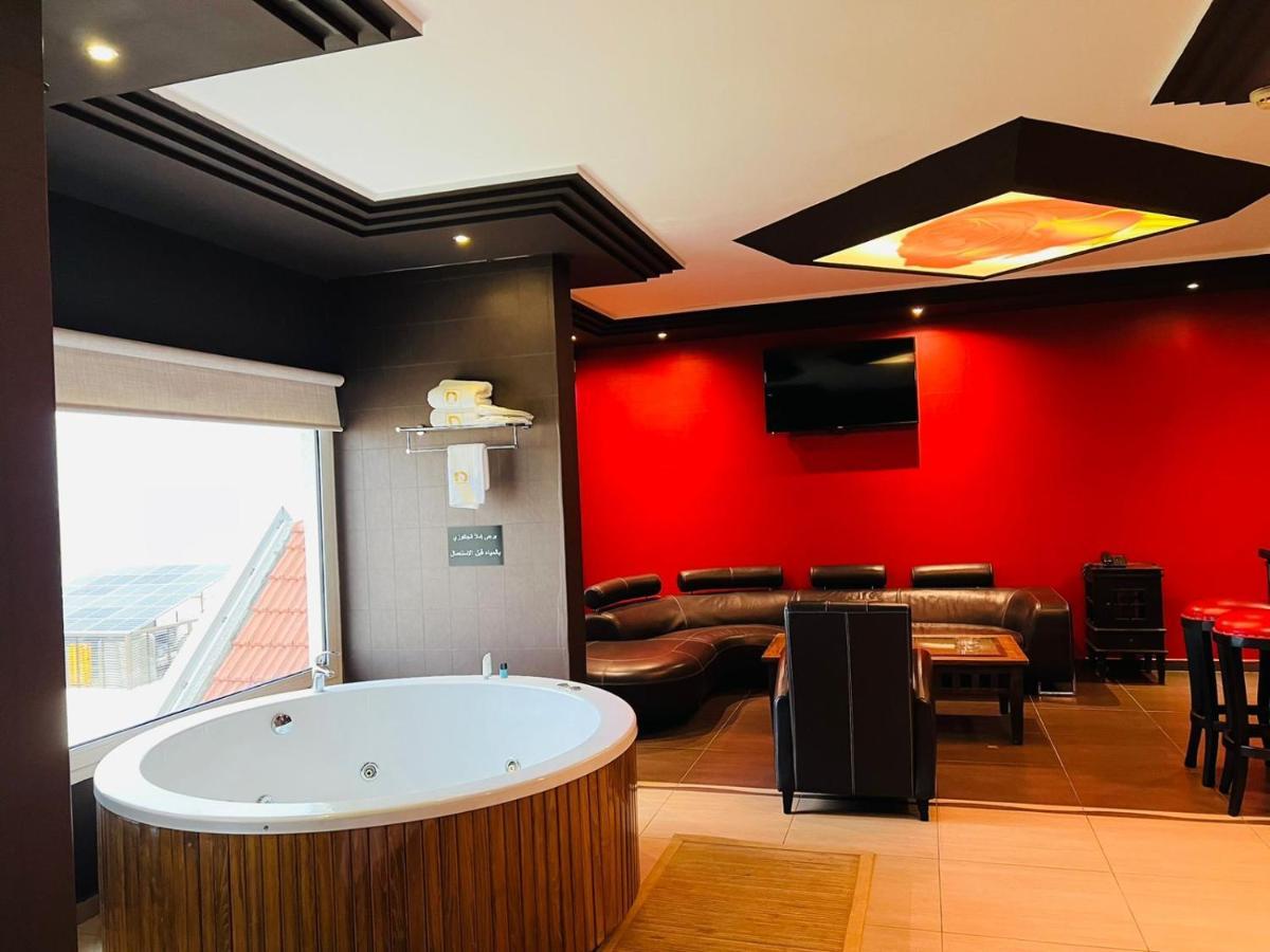Dolls Hotel By Eurostars (Adults Only) Jounieh Bagian luar foto