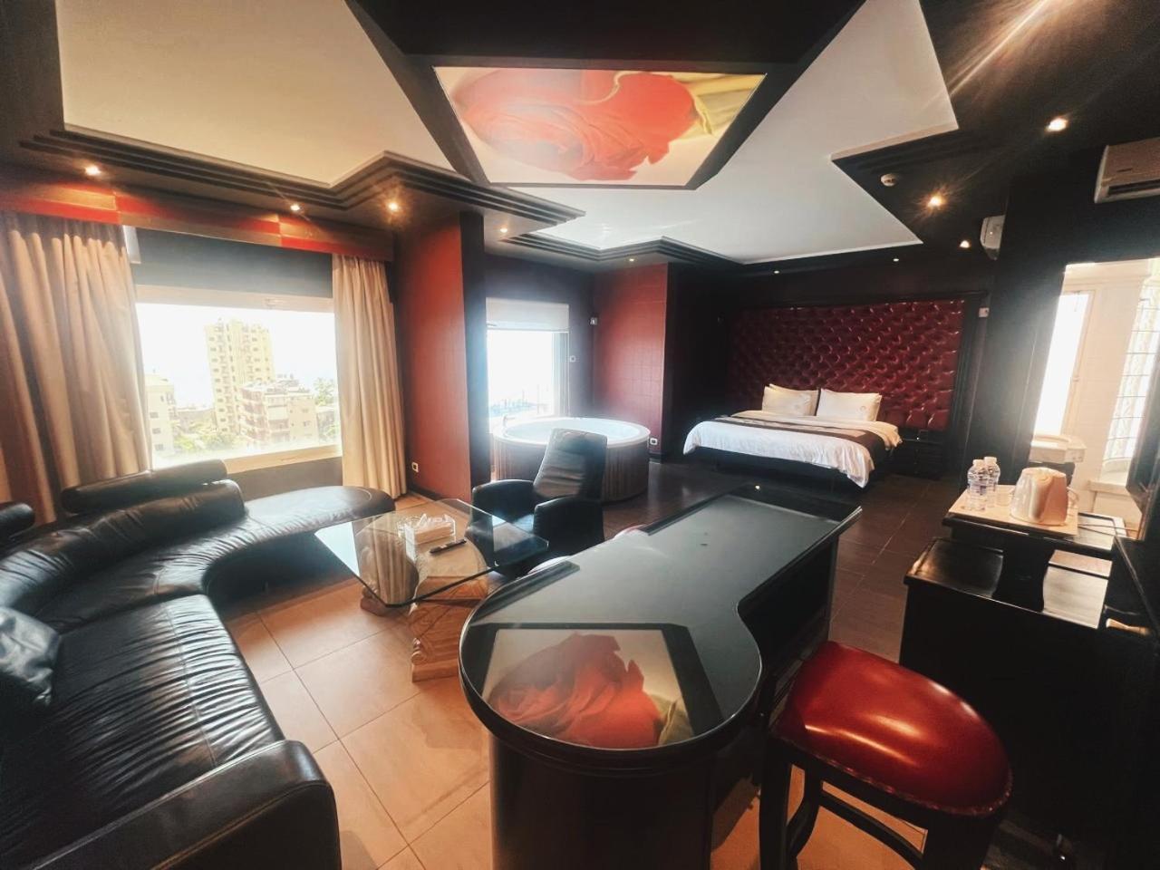 Dolls Hotel By Eurostars (Adults Only) Jounieh Bagian luar foto