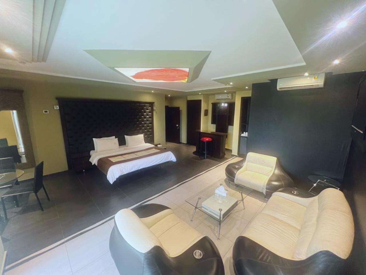 Dolls Hotel By Eurostars (Adults Only) Jounieh Bagian luar foto