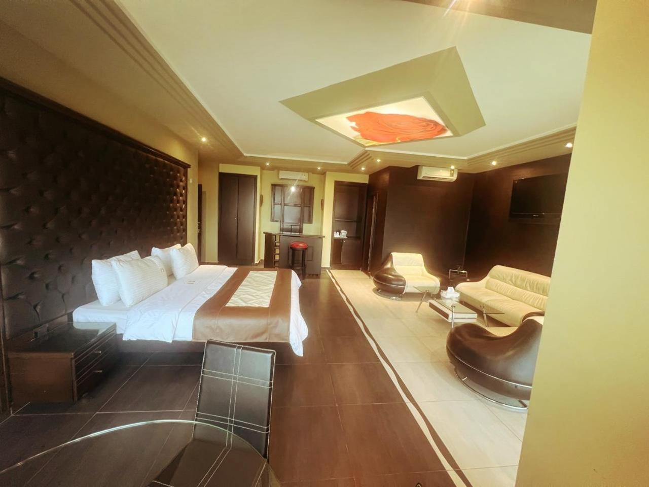 Dolls Hotel By Eurostars (Adults Only) Jounieh Bagian luar foto