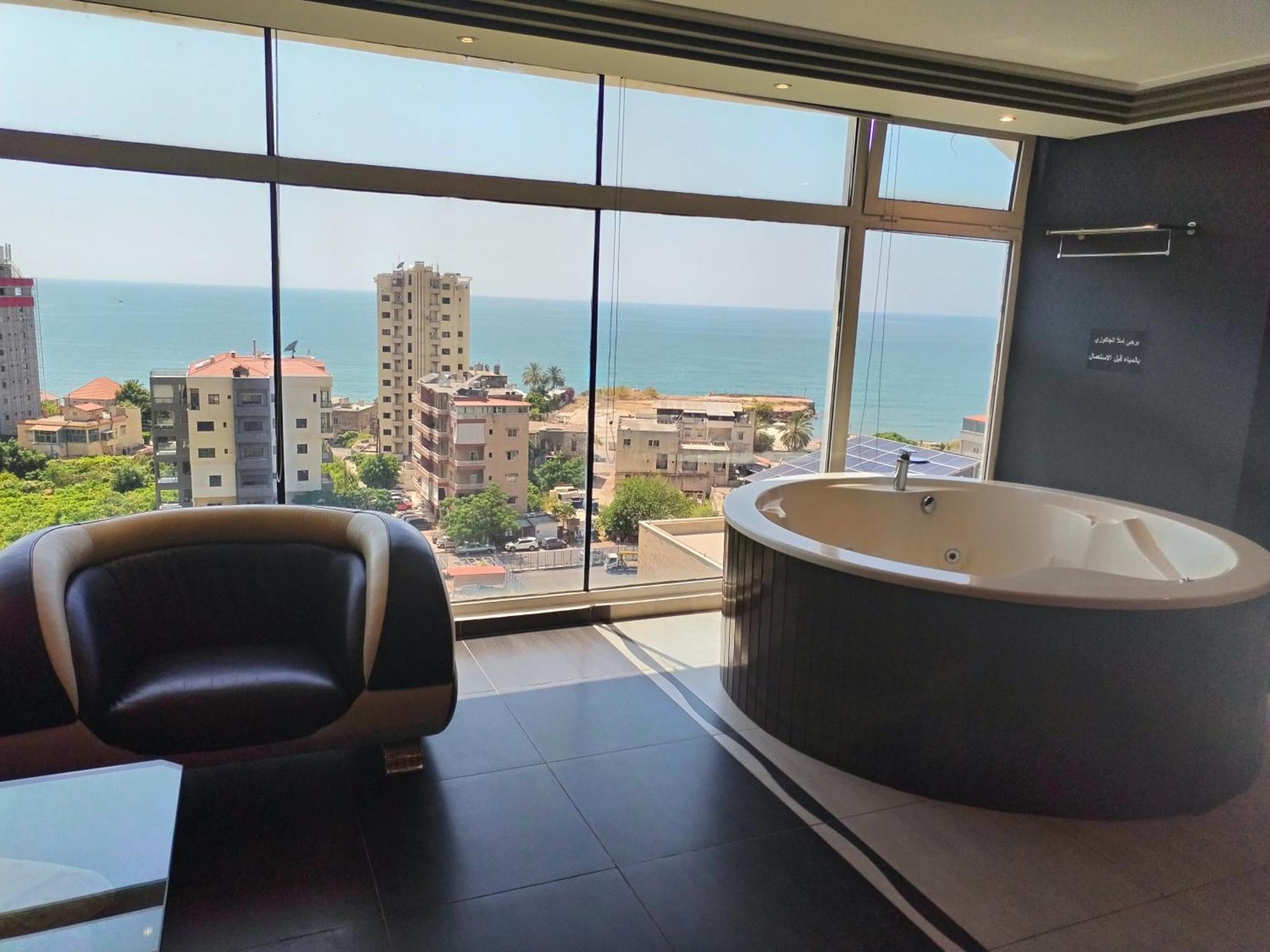 Dolls Hotel By Eurostars (Adults Only) Jounieh Bagian luar foto
