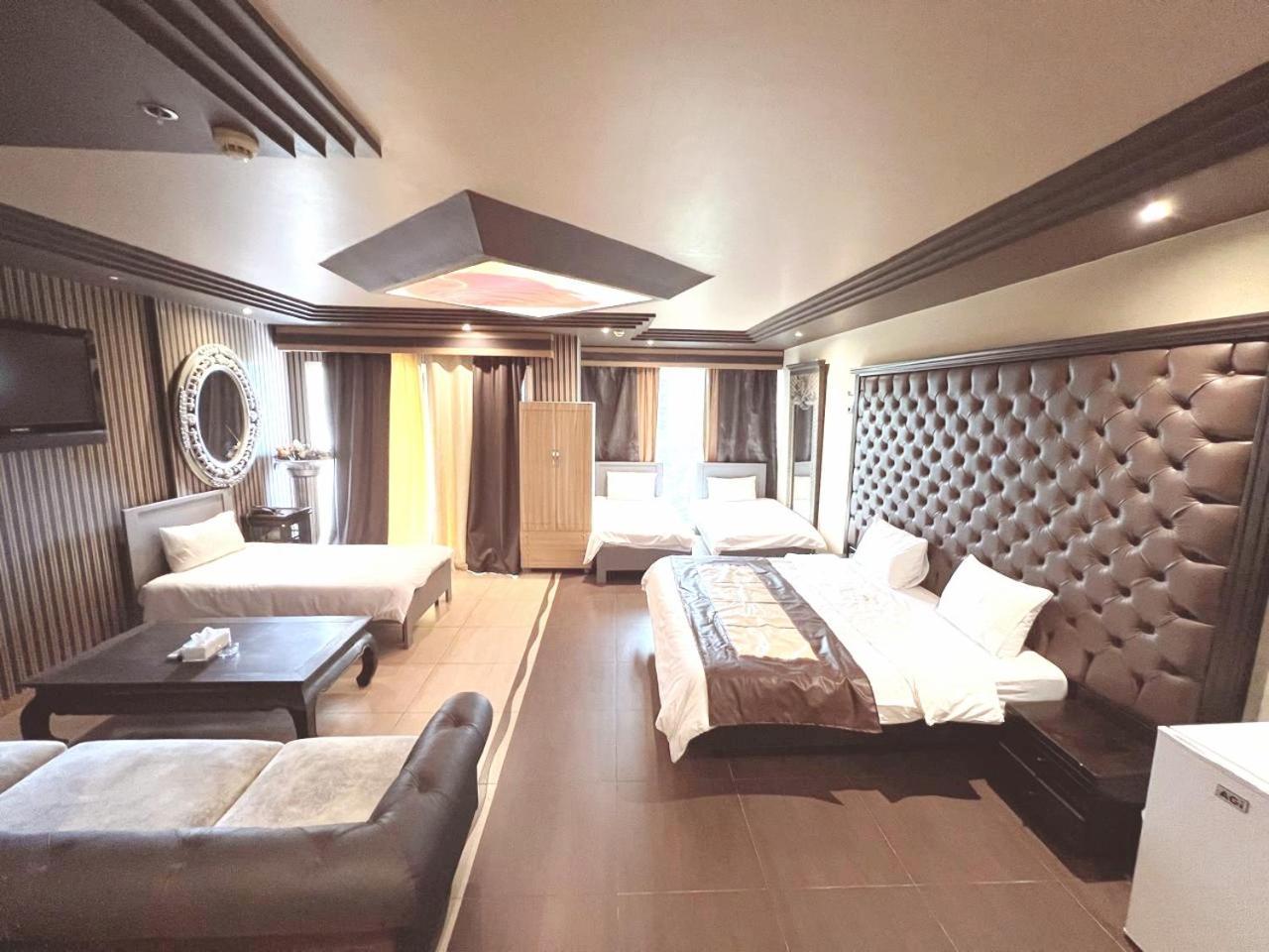 Dolls Hotel By Eurostars (Adults Only) Jounieh Bagian luar foto
